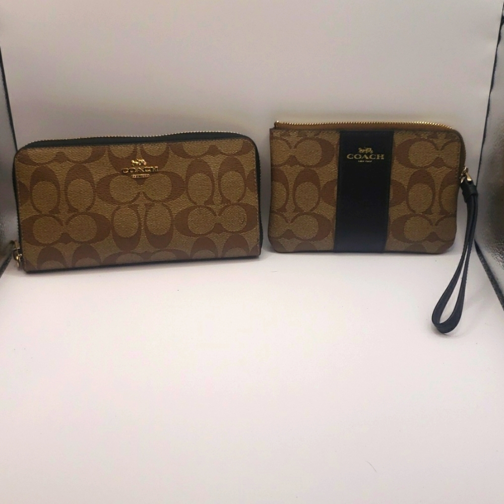 Coach wallet & wristlet